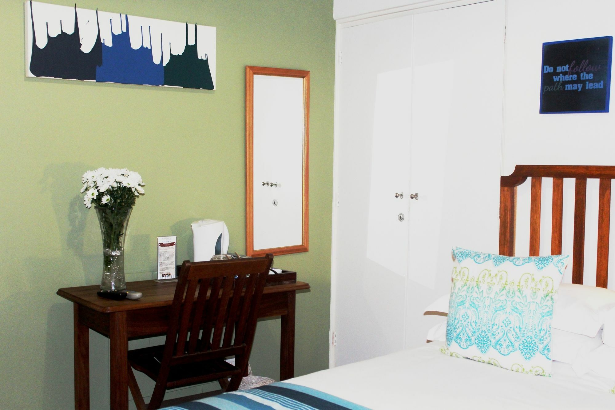 3@Marion Guest House Претория Екстериор снимка