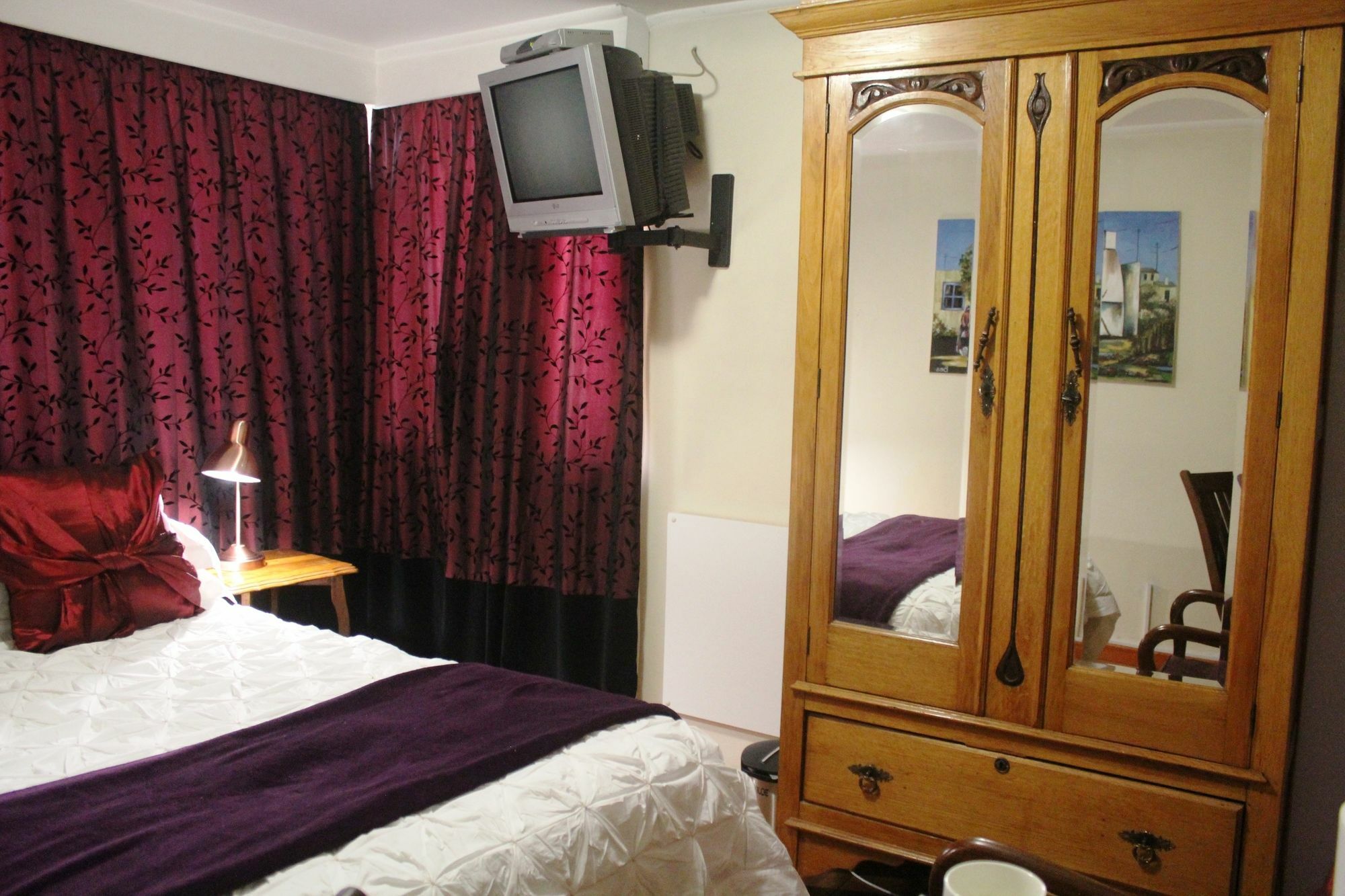 3@Marion Guest House Претория Екстериор снимка